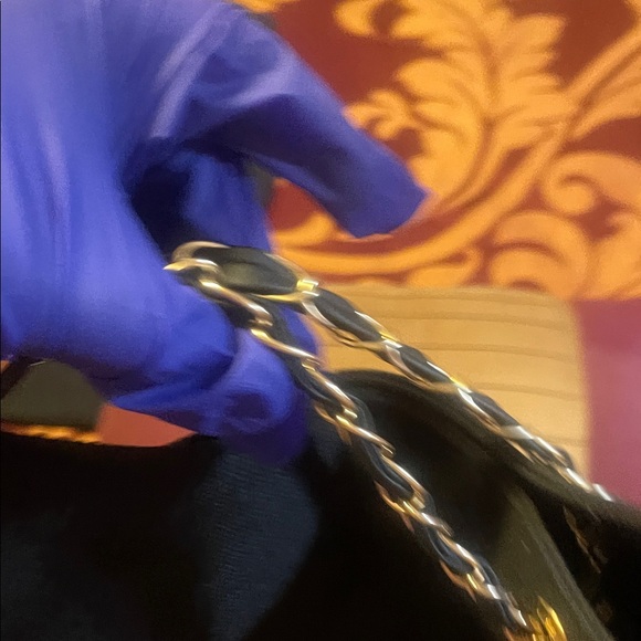 Chanel Black Shoulder Bag with Chain Strap, GWP - Picture 14 of 17